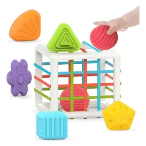 Juguete sensorial cubo traspaso motriz Montessori